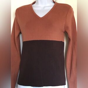 Erik Stewart , size S , women sweater , V neck , long sleeves , crochet 🧶!